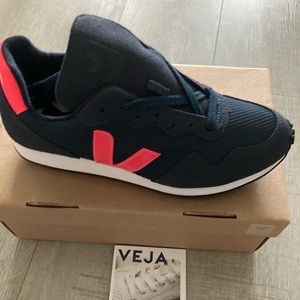 Veja sneakers